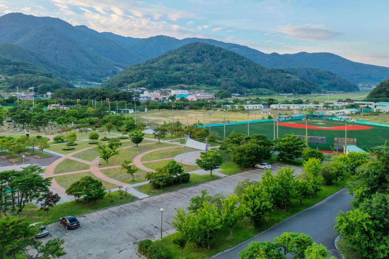 Namhae Sports Park Hotel Exterior foto